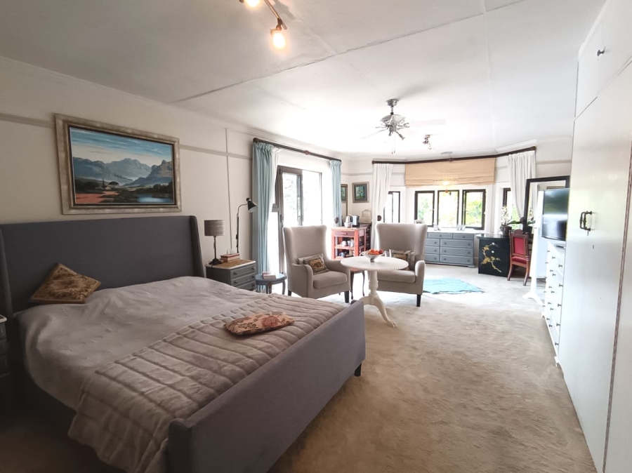 7 Bedroom Property for Sale in Walmer Eastern Cape